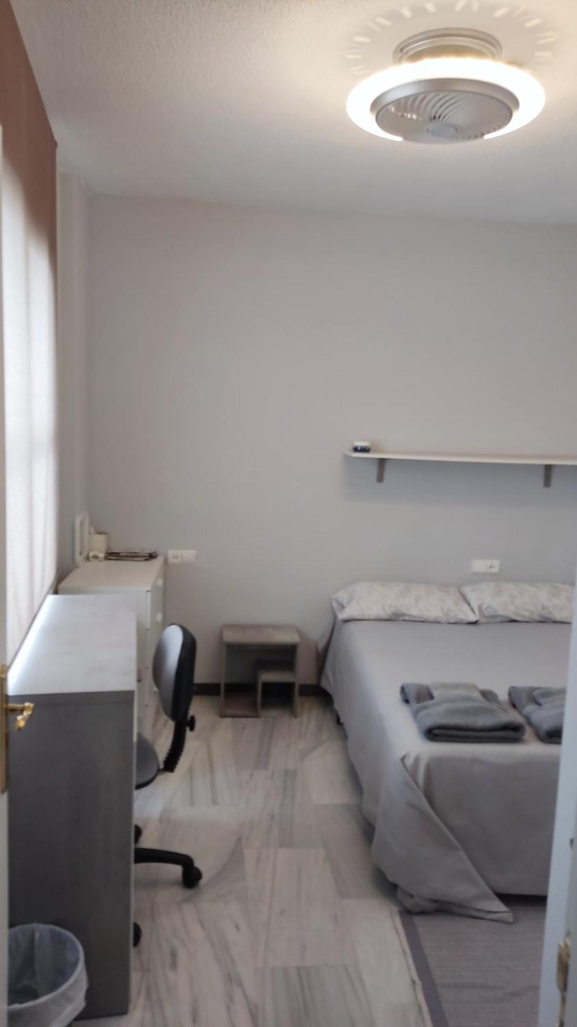 Habitacion Doble Con Bano Privado En Casa Clara قرطبة المظهر الخارجي الصورة